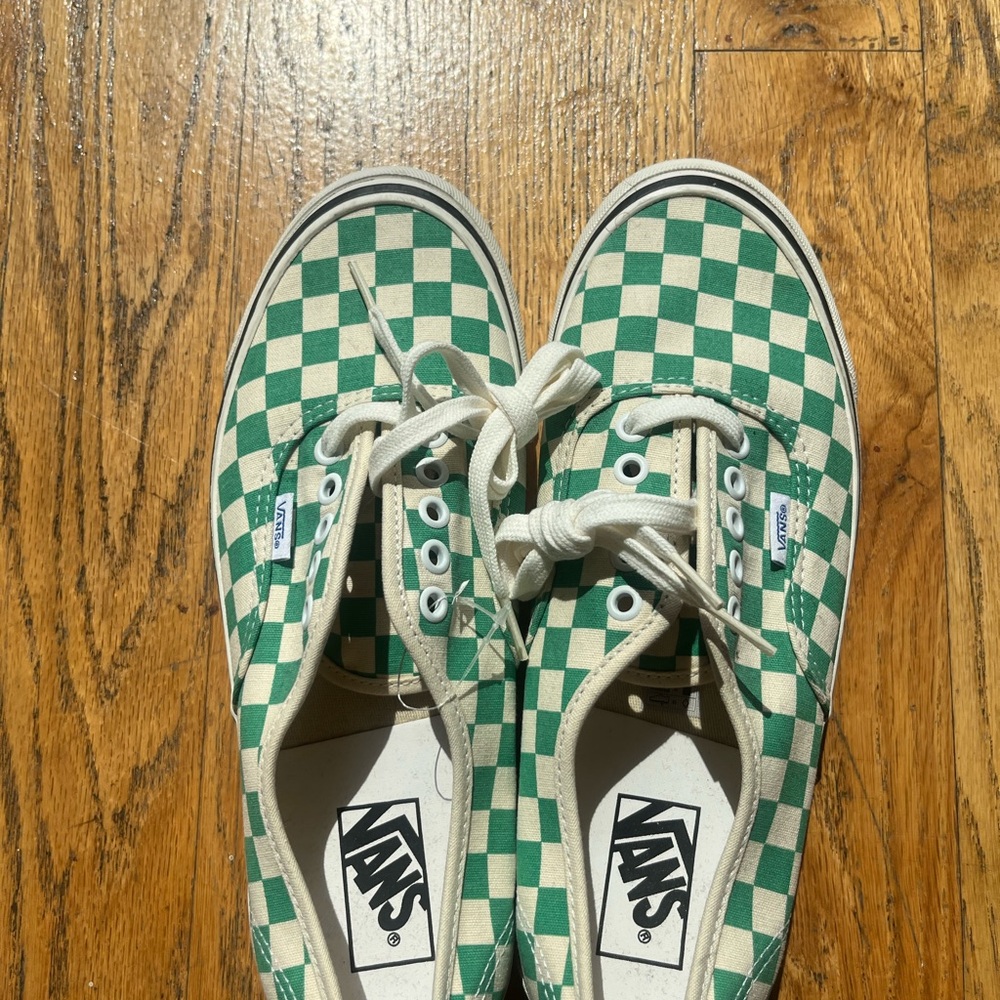 Vans Green and White Checkered Sneakers - Picture 5 of 6